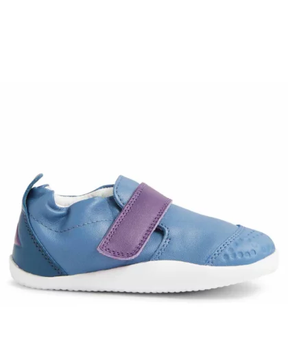 scarpine prime passi per bambini di colore blu e viole