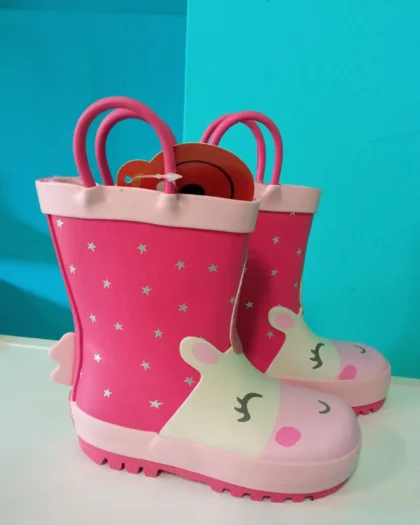 stivaletti pioggia unicorno di colore rosa, marca mr tiggle